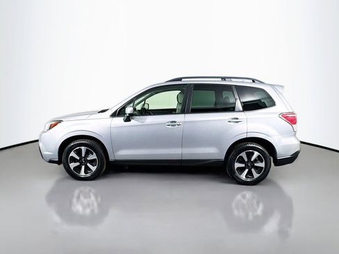 Used 2018 Subaru Forester 2.5i Premium image 2