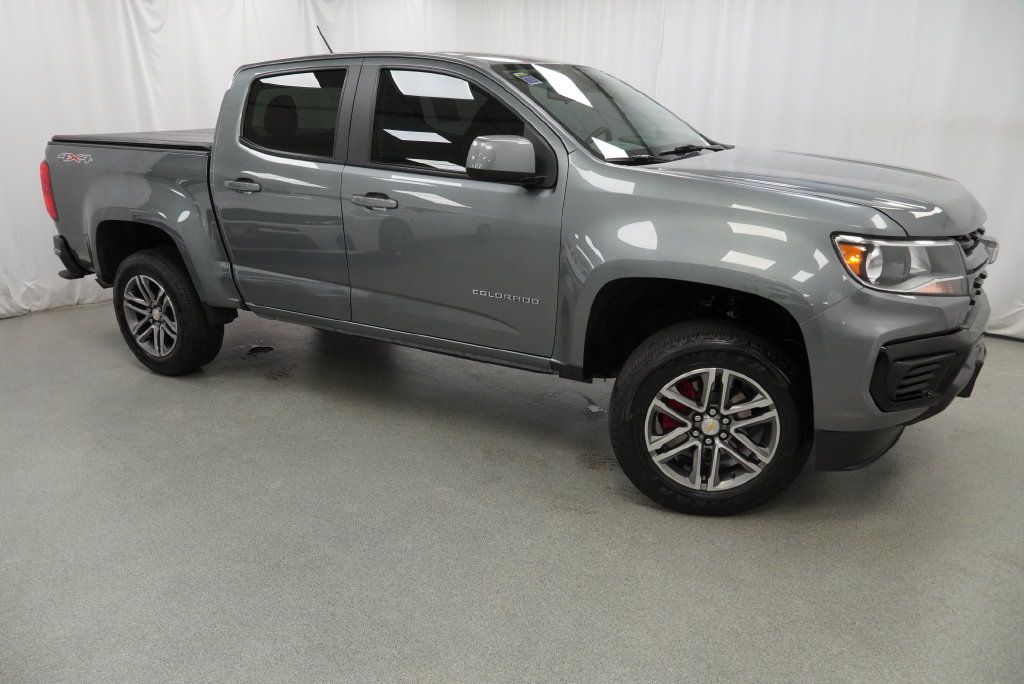 Used 2022 Chevrolet Colorado W/T w/ Custom Special Edition AWD/4WD image 13