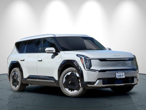 New 2026 Kia EV9 Land AWD/4WD image 2