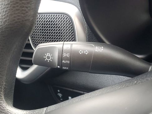 Used 2025 Kia Soul LX w/ LX Technology Package image 15