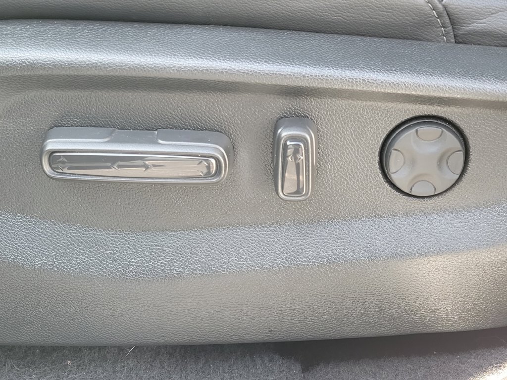 Used 2021 Honda CR-V Touring image 30
