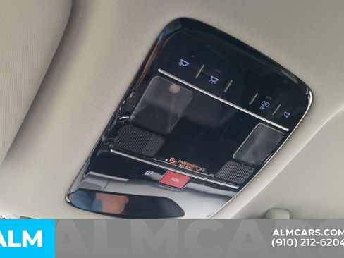 Used 2025 Hyundai Santa Fe SEL FWD image 20
