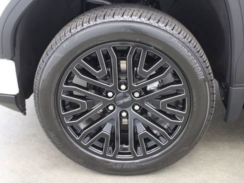 Used 2022 GMC Sierra 1500 Denali Ultimate image 30