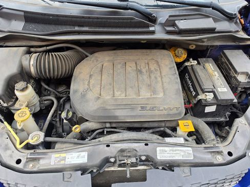 Used 2019 Dodge Grand Caravan GT FWD image 7