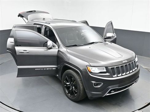Used 2014 Jeep Grand Cherokee Overland w/ Advanced Technology Group image 56