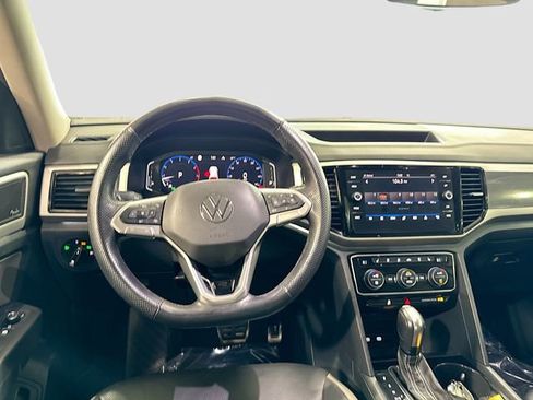 Used 2021 Volkswagen Atlas SEL Premium R-Line image 24