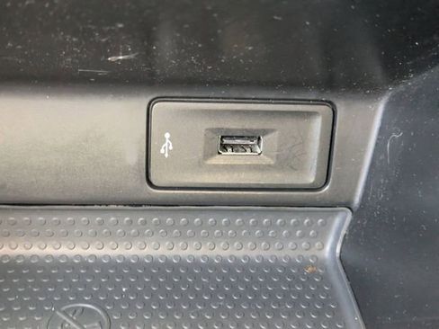 Used 2017 Volkswagen Beetle 1.8T S image 22