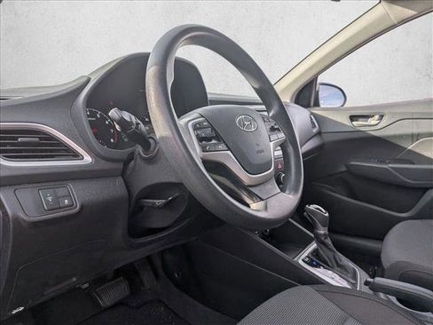 Used 2020 Hyundai Accent SEL image 9