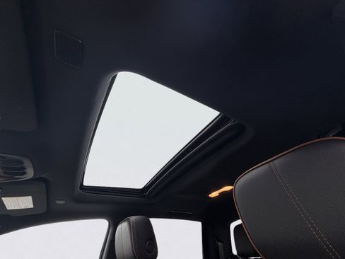 Used 2023 GMC Canyon AT4 w/ AT4 Premium Package image 6