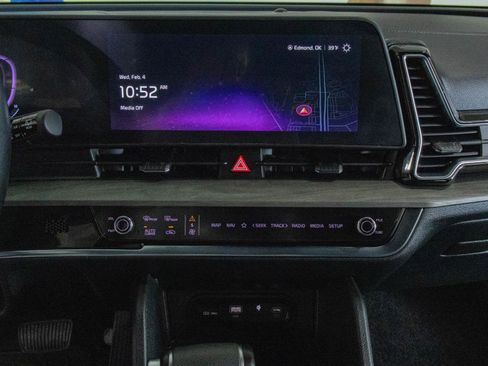 Used 2024 Kia Sportage X-Line w/ X-Line Premium Package image 4