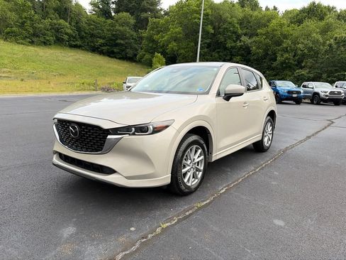 Used 2024 MAZDA CX-5 AWD 2.5 S w/ Select Package image 4