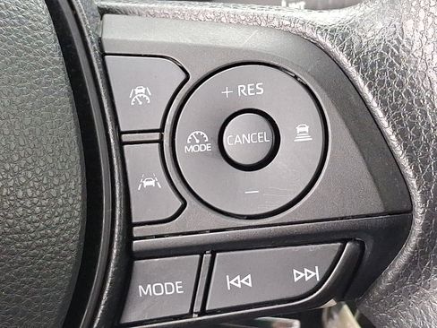 Certified 2023 Toyota Corolla LE image 22