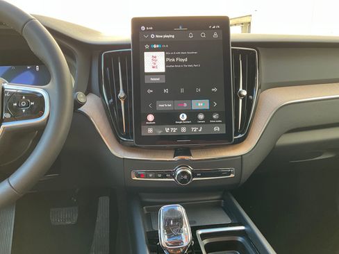 New 2026 Volvo XC60 B5 Plus w/ Protection Package Premier image 17