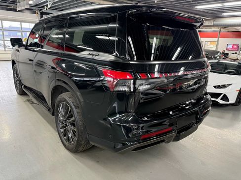 Used 2025 INFINITI QX80 Autograph w/ Premium Cargo Package image 7