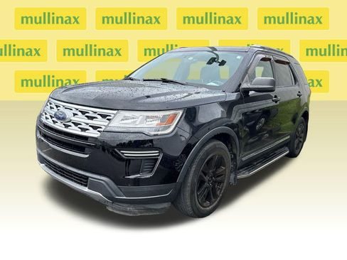 Used 2019 Ford Explorer XLT AWD/4WD image 6
