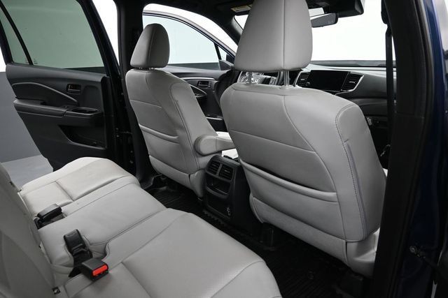 Certified 2023 Honda Passport EX-L image 12