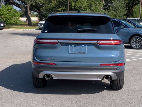 New 2025 Lincoln Corsair AWD w/ Equipment Group 101A image 4