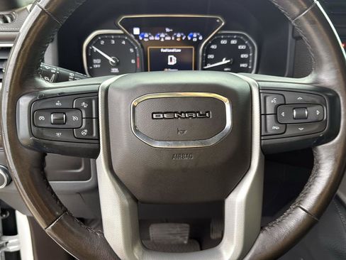 Used 2021 GMC Yukon Denali image 15