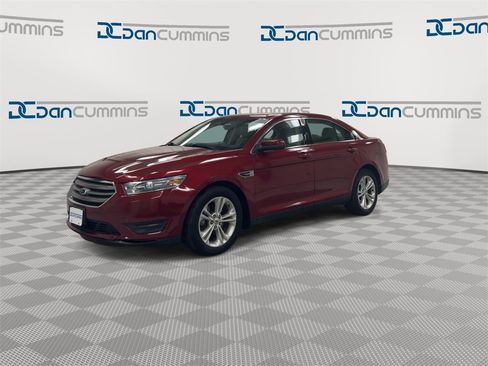 Used 2013 Ford Taurus SEL image 4