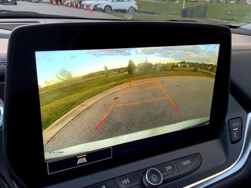 Used 2023 Chevrolet Blazer LT image 29