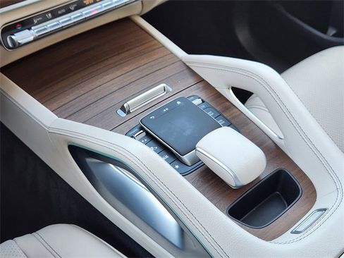 Used 2024 Mercedes-Benz GLE 350 4MATIC image 16