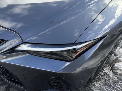 Used 2022 Lexus IS 350 F Sport w/ Memory Package image 8