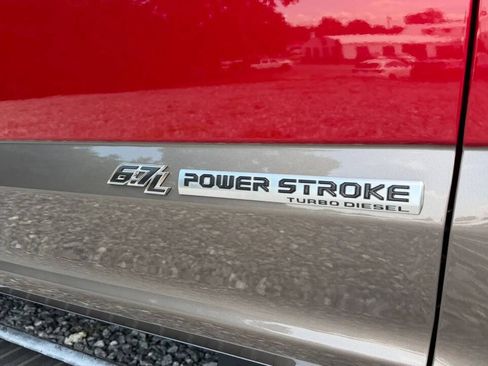 Used 2022 Ford F250 Lariat w/ Lariat Value Package AWD/4WD image 7