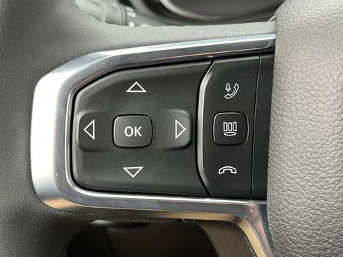 Used 2025 RAM 3500 Laramie image 31