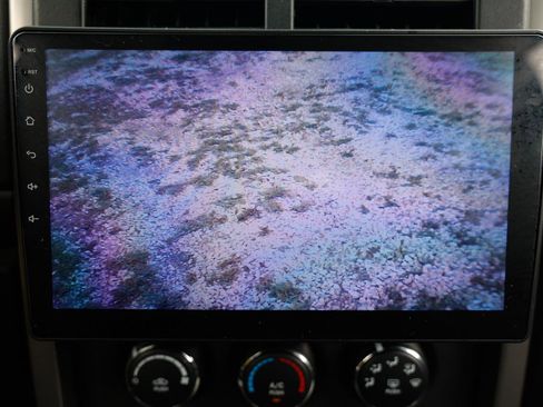 Used 2012 Jeep Liberty Sport w/ Popular Equipment Group AWD/4WD image 31