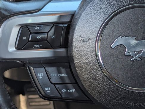 Used 2021 Ford Mustang Premium image 22