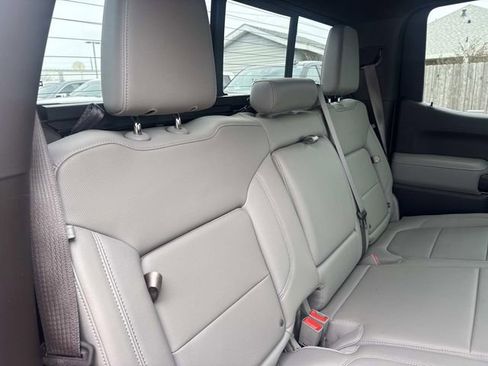 Used 2019 GMC Sierra 1500 SLT w/ SLT Premium Package image 12