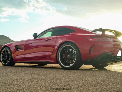 Used 2019 Mercedes-Benz AMG GT R image 6