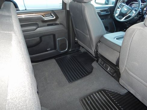 Used 2025 Chevrolet Silverado 2500 LT w/ Convenience Package image 13