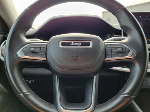 Used 2022 Jeep Compass Latitude AWD/4WD image 13