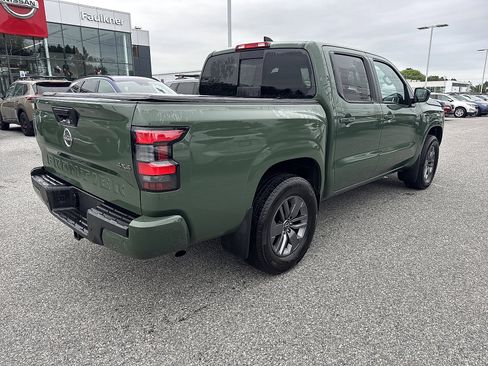 Certified 2025 Nissan Frontier SV w/ SV Convenience Package AWD/4WD image 3