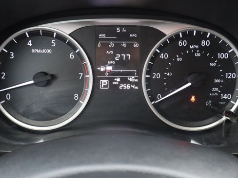 Used 2024 Nissan Versa S w/ S Plus Package image 22