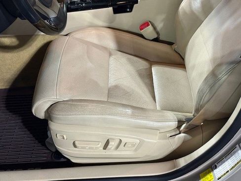 Used 2013 Lexus ES 350 image 36