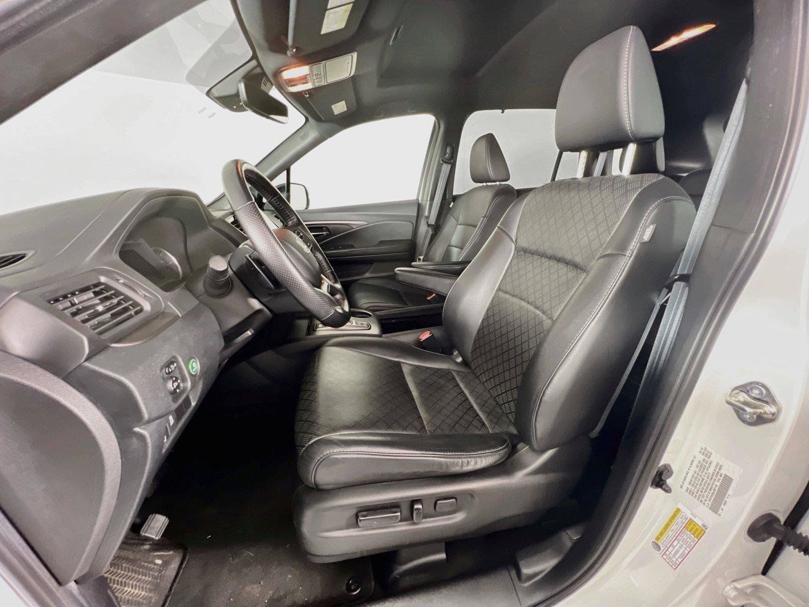 Used 2020 Honda Passport EX-L image 21