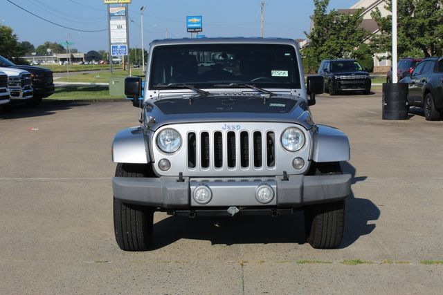 Used 2016 Jeep Wrangler Unlimited Sahara w/ Connectivity Group AWD/4WD image 8