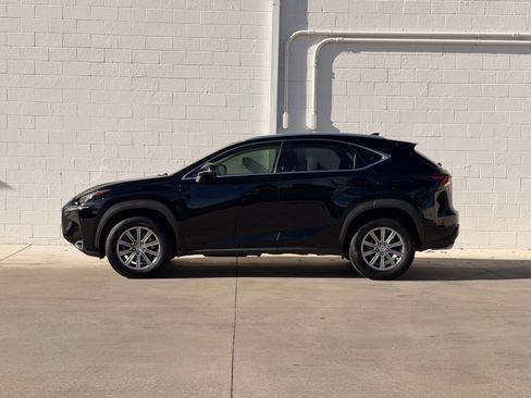 Used 2017 Lexus NX 200t FWD image 5