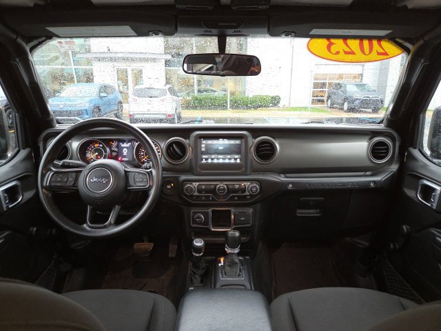 Used 2023 Jeep Wrangler Unlimited Sport AWD/4WD image 21