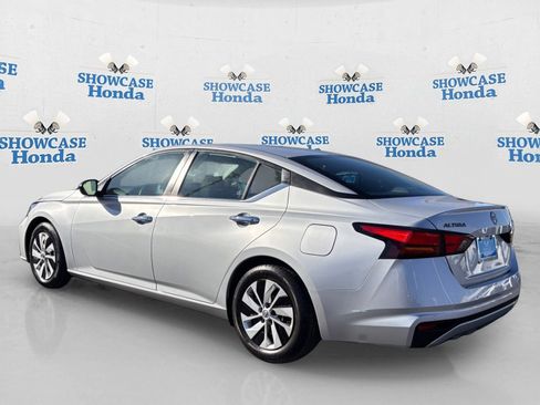 Used 2024 Nissan Altima 2.5 S FWD image 5