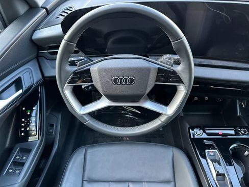 Used 2025 Audi Q6 e-tron Premium w/ Convenience Package image 14