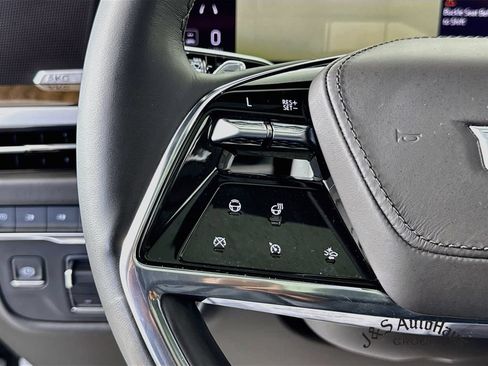 Used 2025 Cadillac Escalade Sport Platinum AWD/4WD image 13