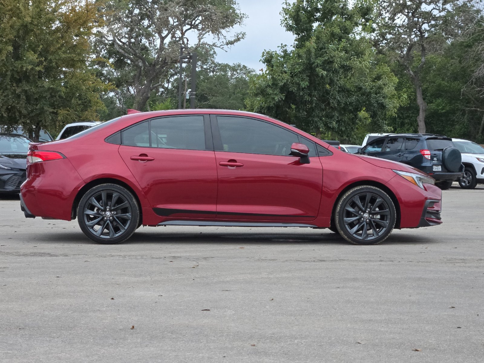 Certified 2024 Toyota Corolla SE FWD image 6