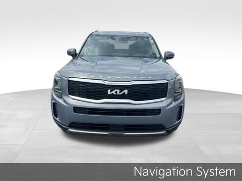 Used 2022 Kia Telluride S image 2