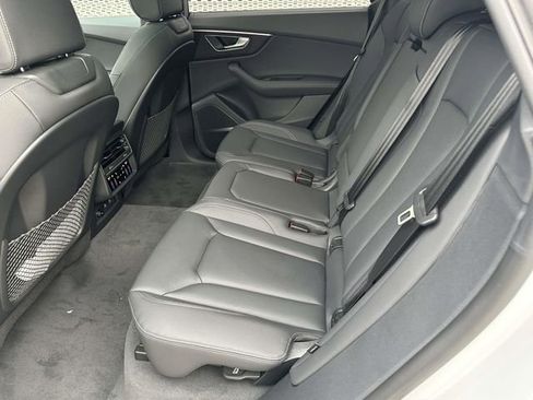 New 2026 Audi Q8 Premium Plus image 5