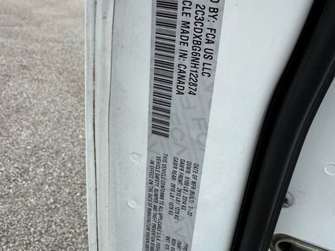 Used 2022 Dodge Charger SXT w/ Blacktop Package image 28