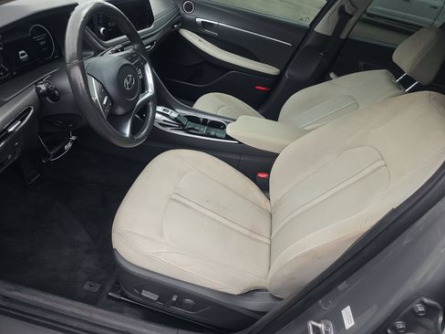 Used 2023 Hyundai Sonata SEL w/ Convenience Package FWD image 3