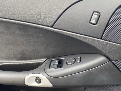 Used 2010 Chevrolet Corvette Coupe image 16